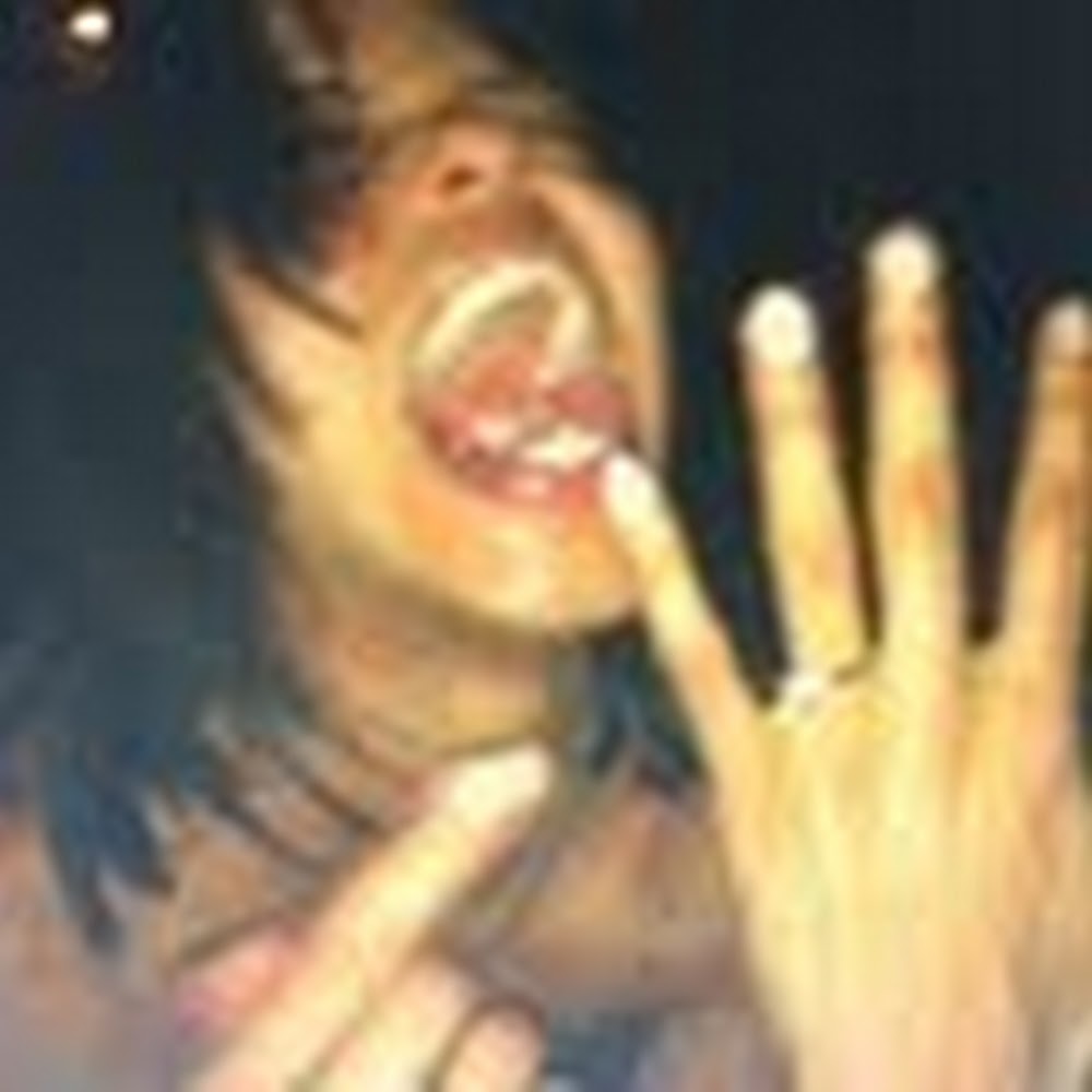 Meet your Posher, Saira